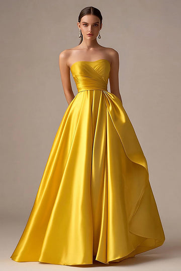 Robe longue de bal en satin jaune sans bretelles